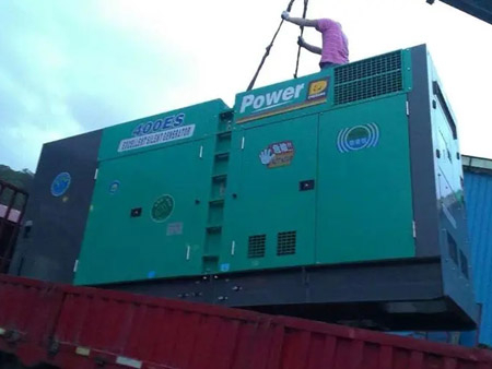 云阳柴油发电机组转速不稳定时，如何对发动机进行维护？