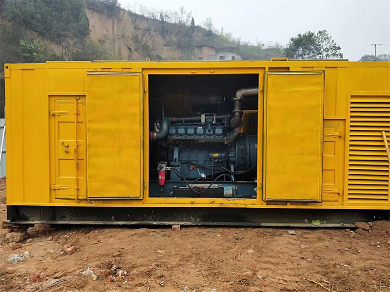 云阳发电机租赁冷却液的沸点降低到多少时需要更换