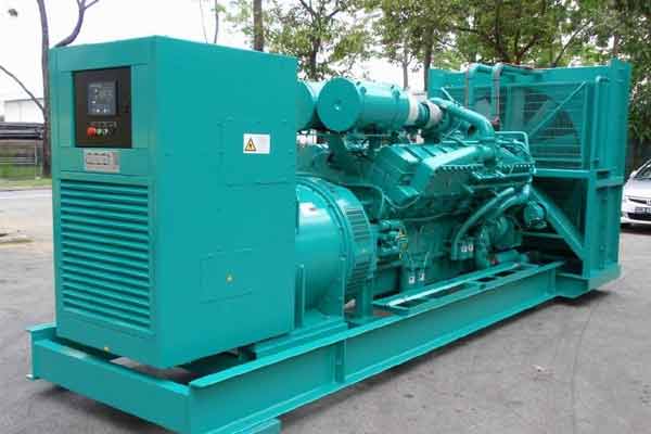 云阳柴油发电机组电压不稳定怎样维修？