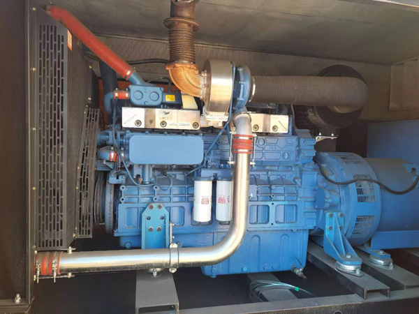 云阳燃油消耗率与进气温度的具体关系是什么？