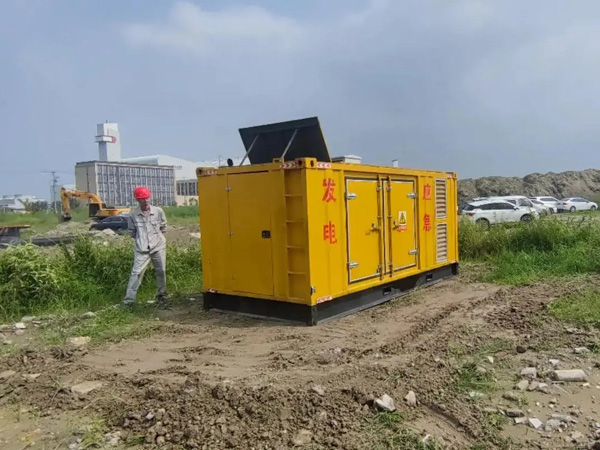 云阳200KW柴油发电机机组每小时的油耗量受哪些因素影响？